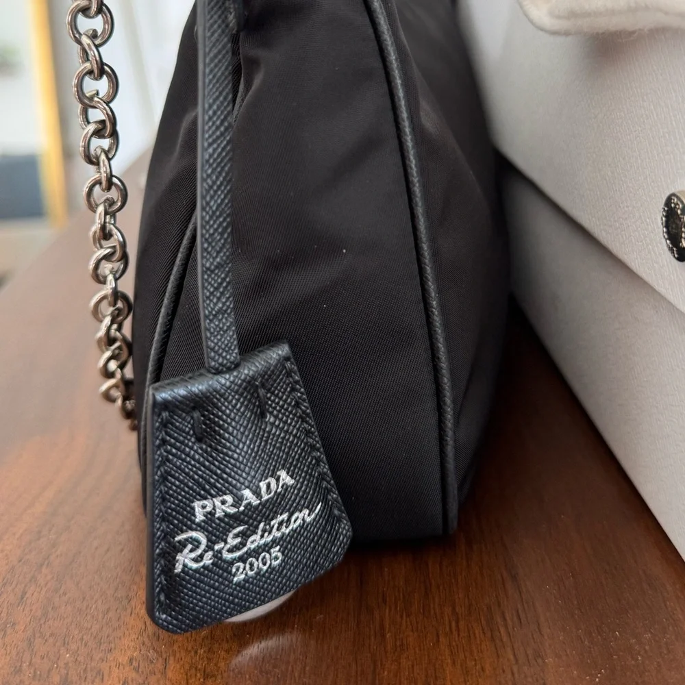 Prada Re-Edition 2005 Re-Nylon bag - Picture 12 of 13